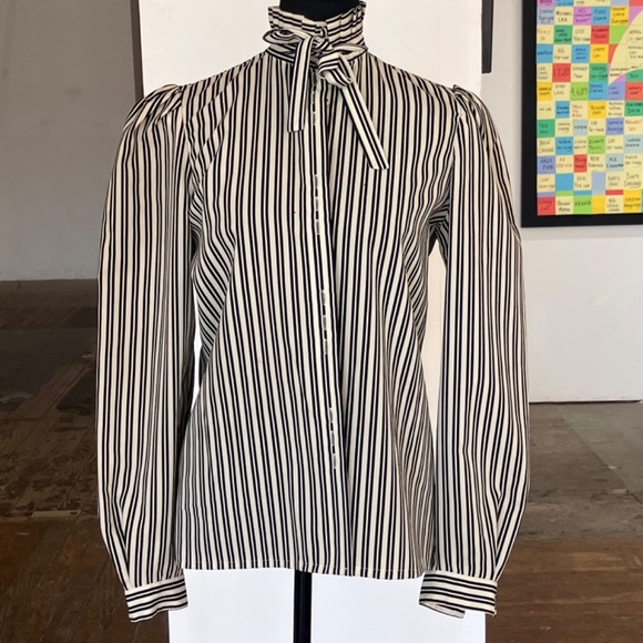 Vintage cottage style striped black and white top - Picture 9 of 9